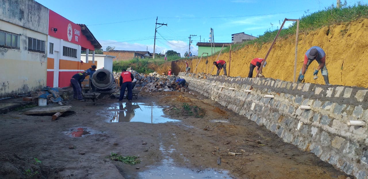 MURO DE ARRIMO 18.jpg