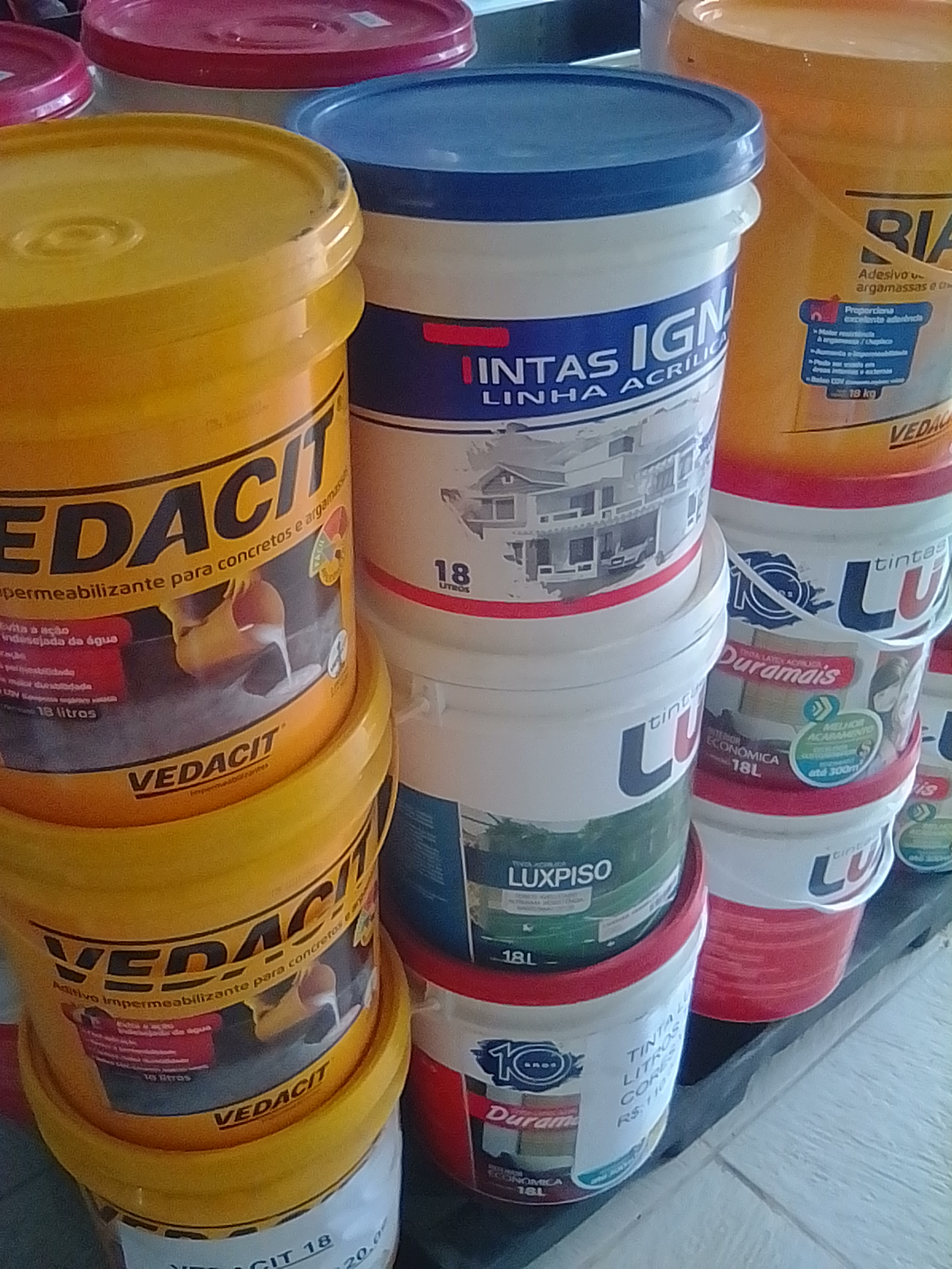 Vedacite,lux e lapiso.jpg