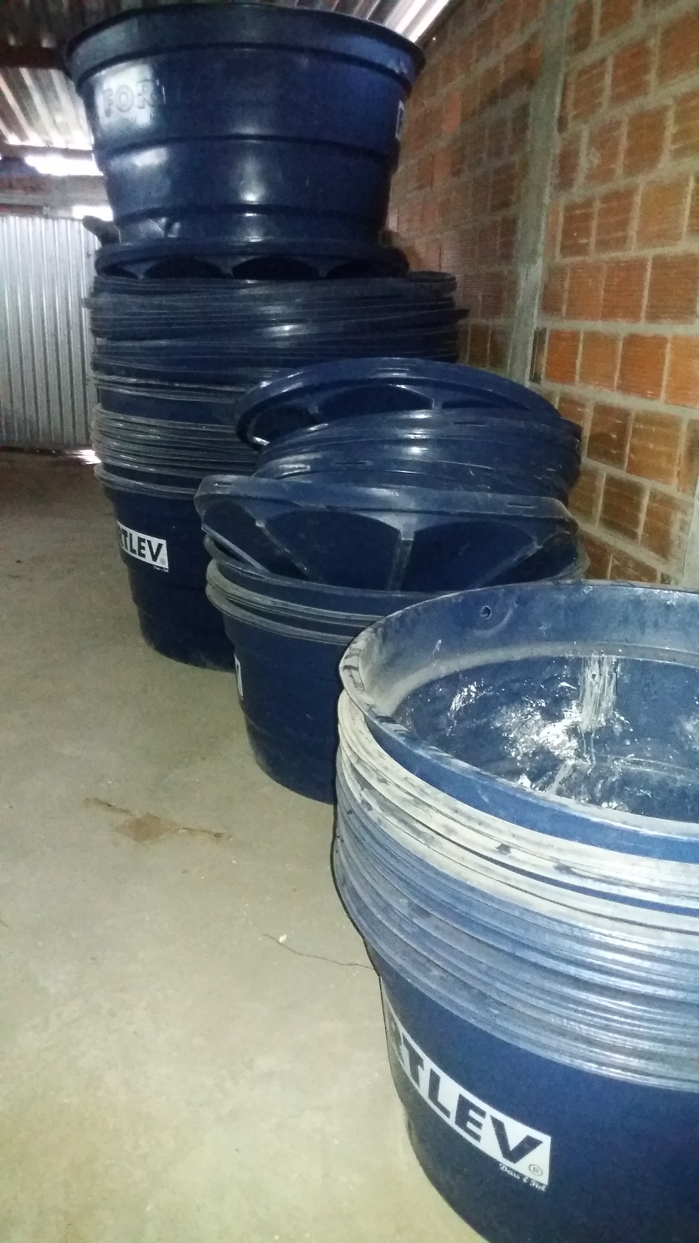 Caixas de águas.jpg