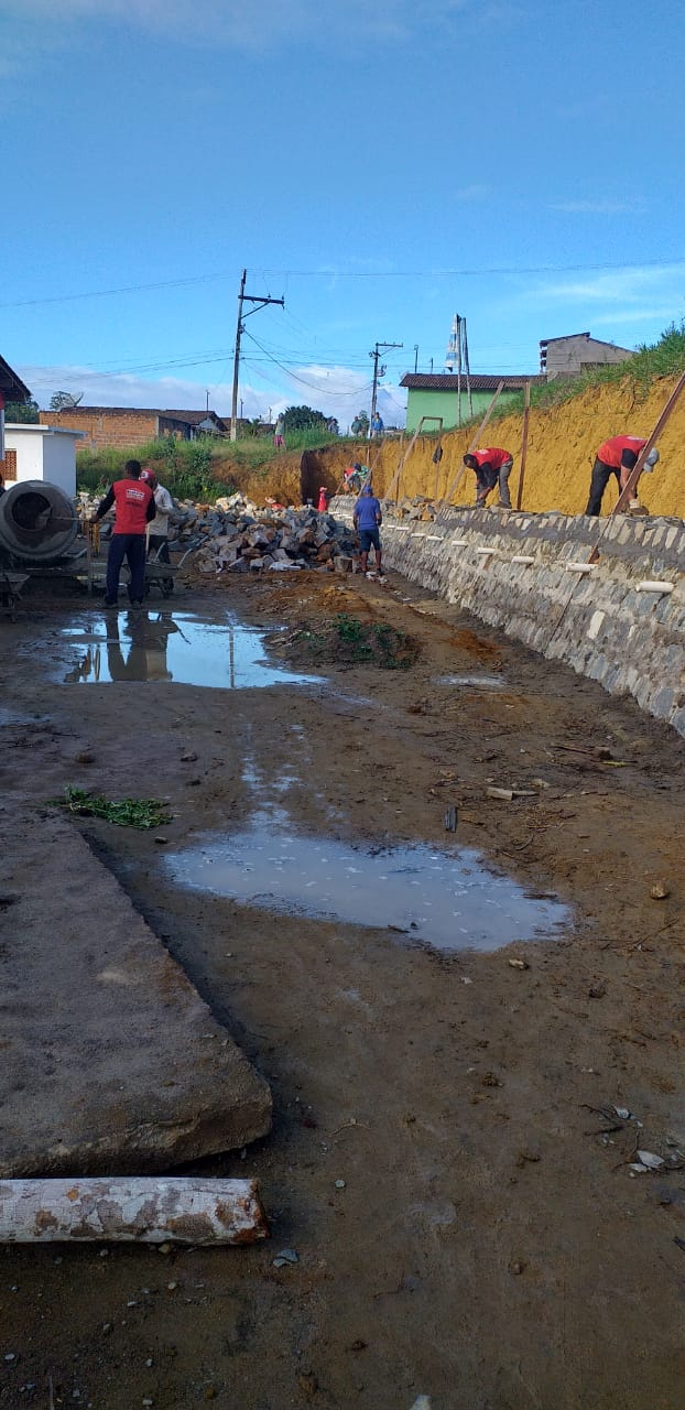 MURO DE ARRIMO 74.jpg